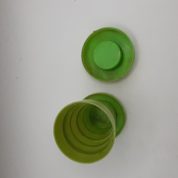Vintage Collapsible Cup Made in Japan - Picture 2 of 9
